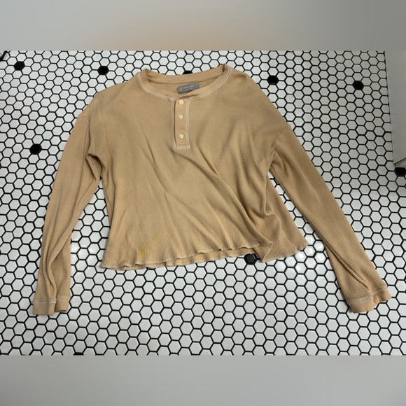 Everlane waffle knit long sleeve shirt with flaw size small - Picture 1 of 4